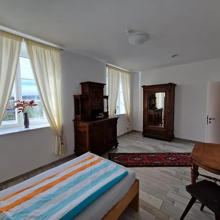 Sonnenschloss Apartman *