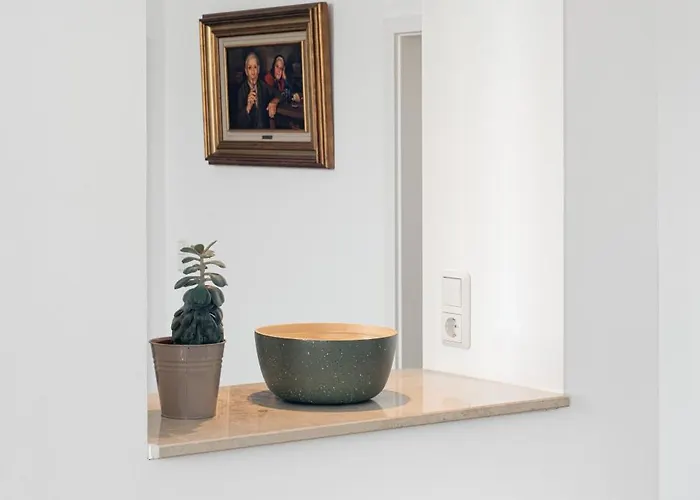 Sonnenschloss * Walbeck (Mansfeld-Sudharz)